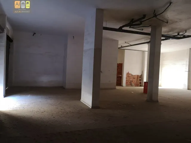 LOCAL COMERCIAL EN VILLAJOYOSA — 5