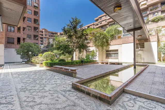PRECIOSO ESTUDIO DE LUJO EN URBANIZACION TRIUNFO JARDIN — 50