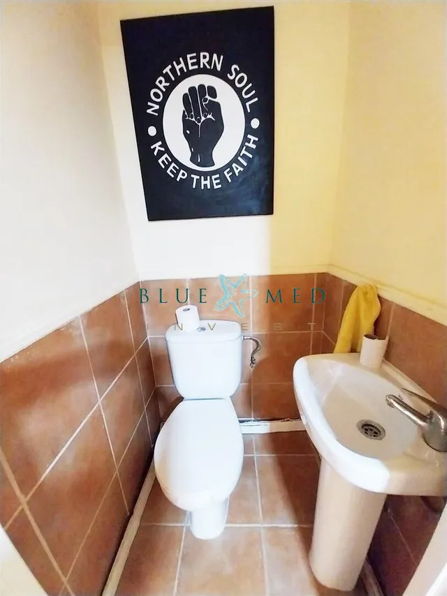 Sorprendente casa de campo con 4 dormitorios y 3 baños. — 47