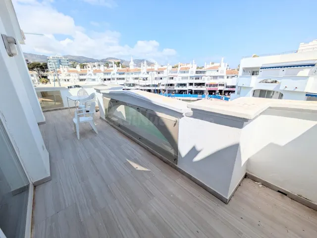Atico Dúplex en 1a linea de playa - Puerto Marina, Benalmáde - foto 4