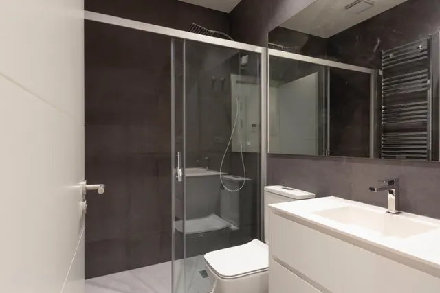VIVIENDA REFORMADA EN SAGRADA FAMILIA — 14