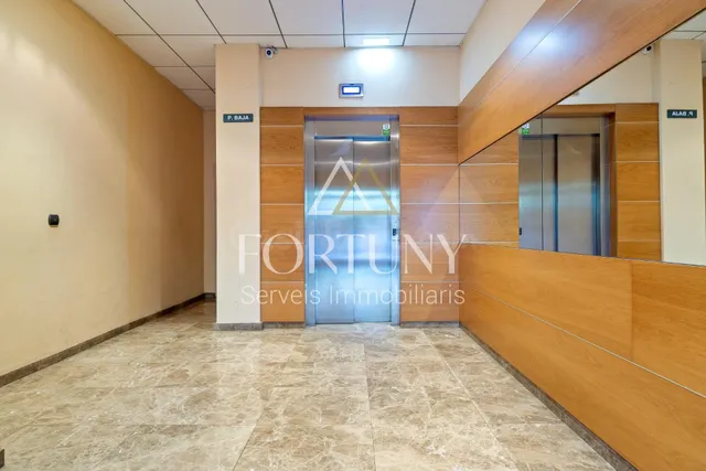 Ático en venta Calle Sant Bernat Calbó, Reus. — 3