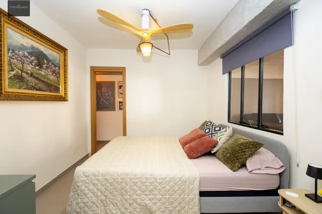 Piso Reformado en Zona Comercial y Universitaria de Granada - €330,000 — 21