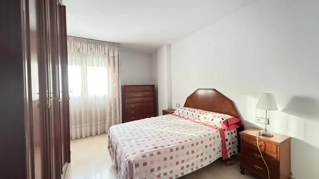 PISO DE 5 DORMITORIOS Y TERRAZA — 12