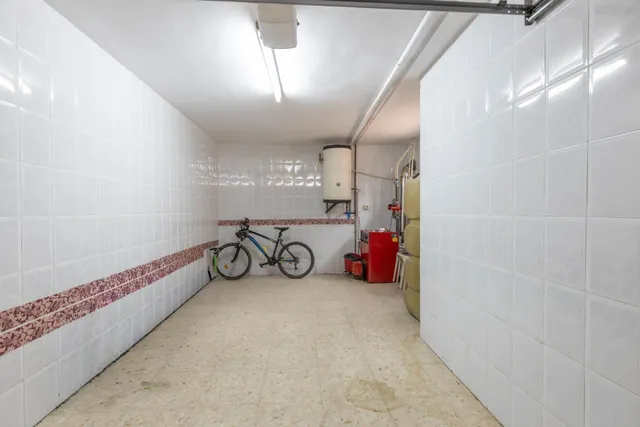 Complejo industrial con vivienda en Alhendín con 2500 metros cuadrados — 37