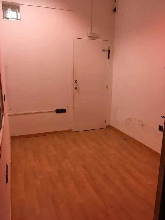 SE ALQUILA LOCAL COMERCIAL EN GRAN PLAZA — 8