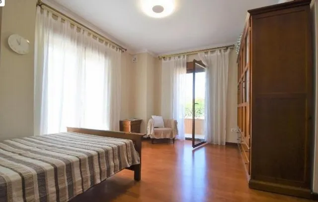 Villa de Lujo independiente, 5 dormitorios, 4 baños, piscina, jardines, gran parcela, en Ciudad Quesada!!! — 43