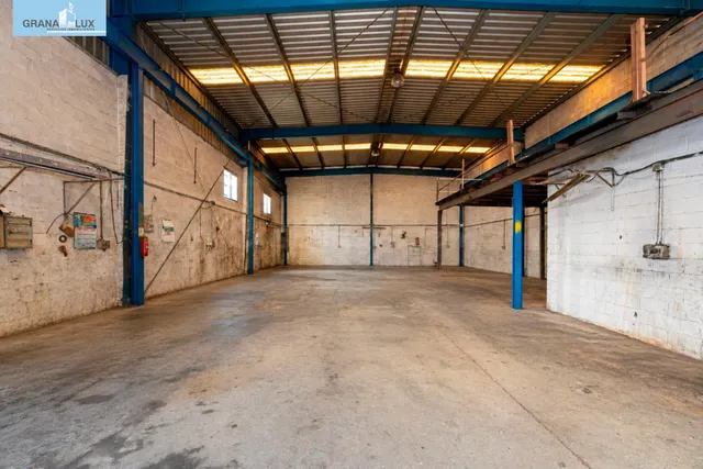 Nave Industrial en Polígono de Juncaril - foto 3