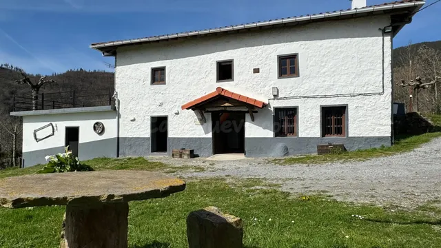 Finca rústica 5 habitaciones 560m² en venta - Mendaro - foto 2