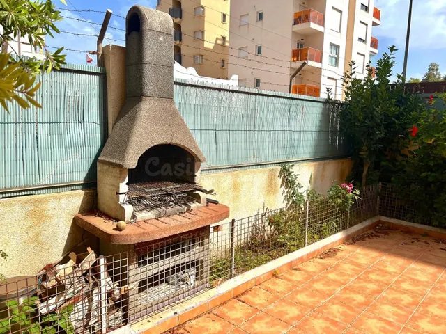 PLANTA BAJA EN NUEVA TORREVIEJA CON MAS DE 200M2 DE PARCELA - foto 5