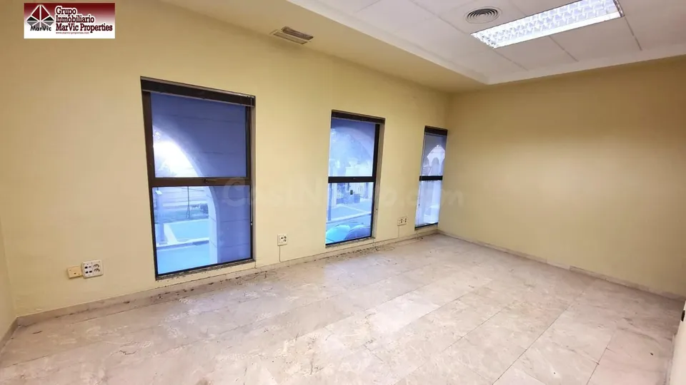 Oficina en alquiler en  el Centro de Benidorm.