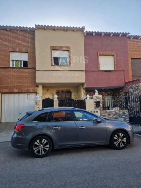 Adosado en Ajofrin