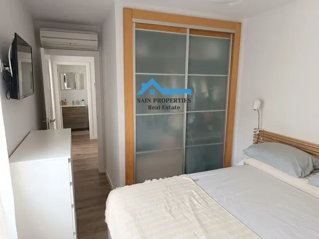 Luminoso piso con terraza y piscina cerca de Poniente. — 7