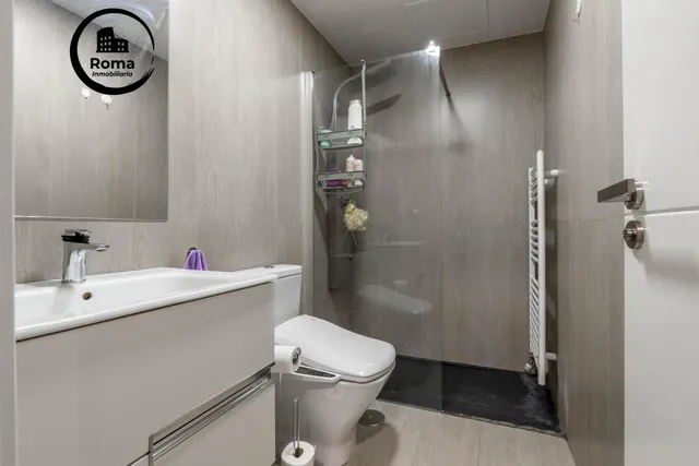 Moderno Apartamento Nuevo en el Campus de la Salud - Granada — 7