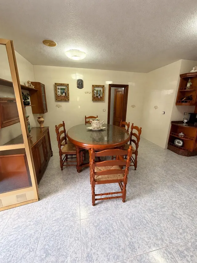 CASA INDEPENDIENTE EN EL ESTRECHO DE SAN GINÉS – 290 m2 – 5 DORMITORIOS – 4 BAÑOS — 30