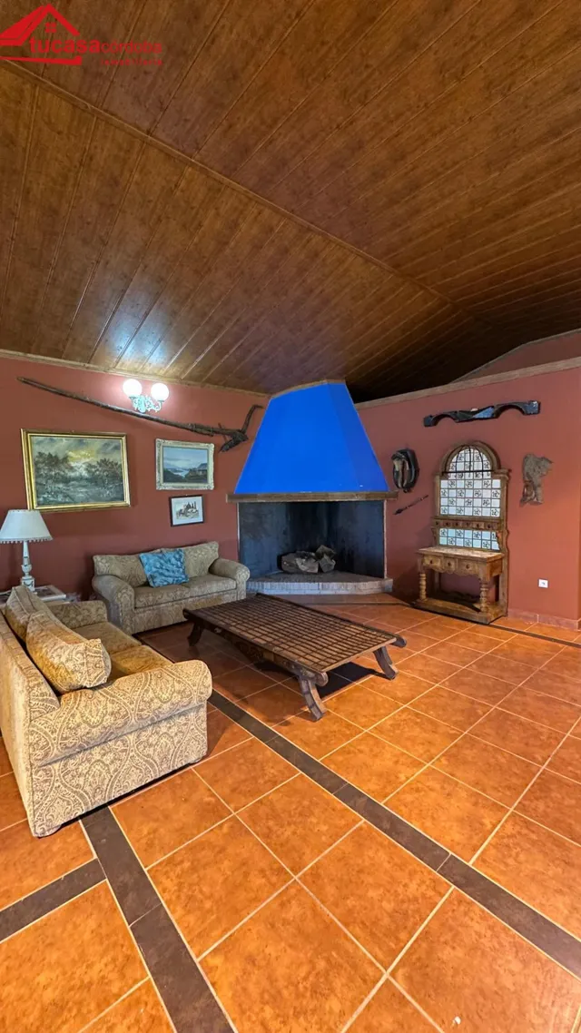 CASA CON TERRENO A ORILLAS DEL PANTANO EN PEÑARROYA — 10