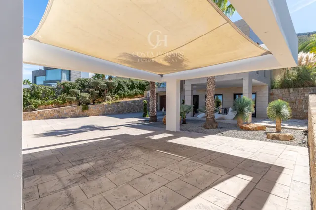 Villa vitalis · arquitectura, luz y bienestar privado frente al montgo javea — 12