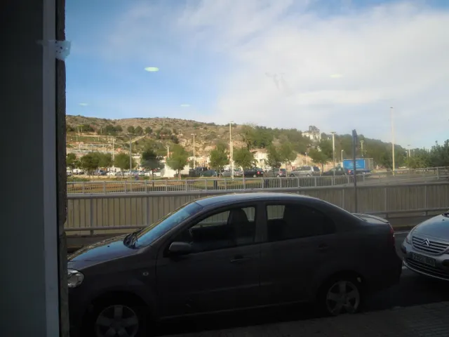 GANDIA (JUZGADOS NUEVOS) - LOCAL COMERCIAL - SE VENDE — 23