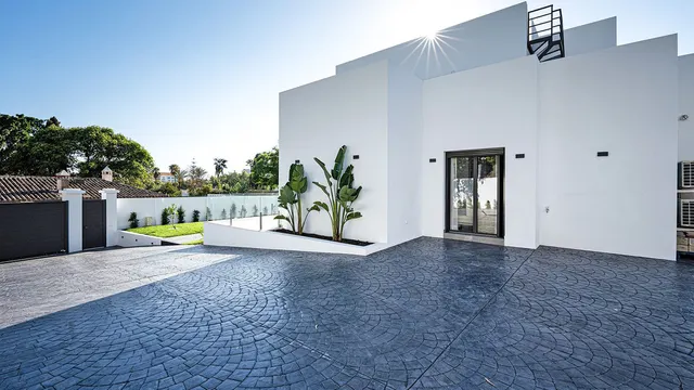 Chalet 5 habitaciones 420m² en venta - Marbella — 18