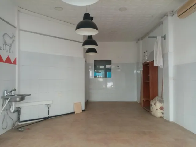 LOCAL COMERCIAL EN EL CORAZÓN DE ESTEPONA — A 100 M DE LA PLAZA CENTRAL — 7