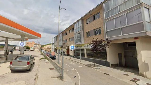 DÑPLEX OKUPADO EN VENTA EN LA JONQUERA (GIRONA) - foto 3