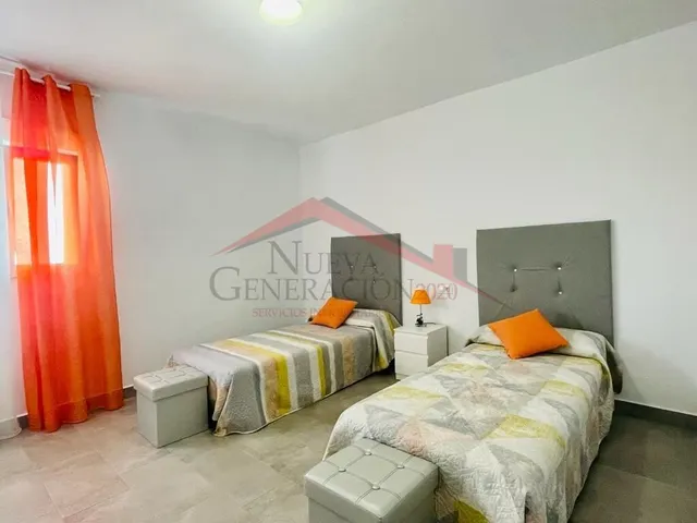 PISO EN DOS APARTAMENTOS INDEPENDIENTES — 7