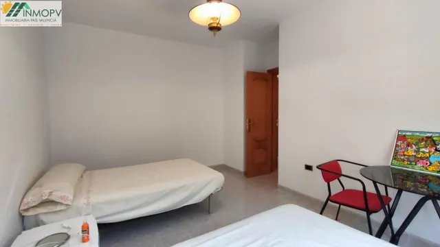 CHALET DE 280 M2 CON 1.600 M2 DE PARCELA, PISCINA Y 3 SUITES EN LA CLOSA – VINARÒS — 47