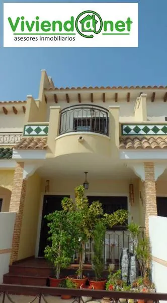 PRECIOSO DUPLEX EN URBANIZAC.CON PISCINAS Y JARDINES — 2