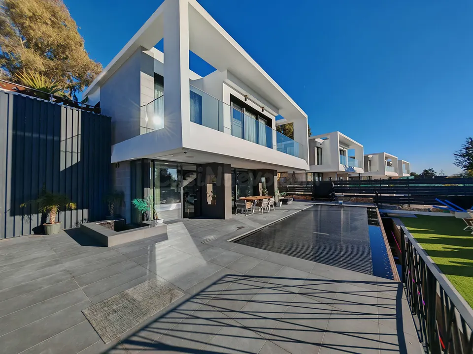 Chalet 4 habitaciones 316m² en venta - Costa Del Sol