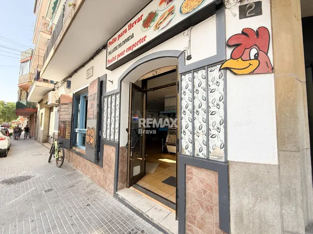 Roses Centro | Bar restaurante en pleno centro, a 200 metros - foto 2