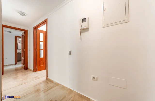PISO EN ALQUILER SIN MUEBLES EN PARQUE OESTE | GRAN TERRAZA | PISCINA | PÁDEL | GARAJE — 8