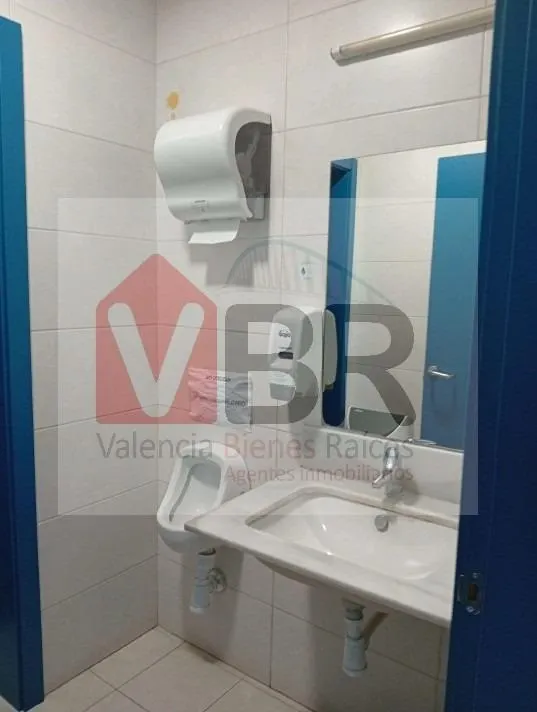 ** PONEMOS A TU DISPOSICIÓN ESTAS MAGNIFICAS OFICINAS DE 490 METROS EN EL PARQUE TACTICA DE PATERNA ** Con una multitud de servicios: sucursales bancarias, gimnas — 15