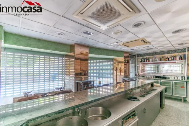 PONEMOS A LA VENTA EL CONOCIDO RESTAURANTE PASTRANA — 14