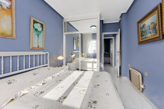 Luminoso apartamento, con gran solárium privado y vistas, en "La Mata", Torrevieja — 21