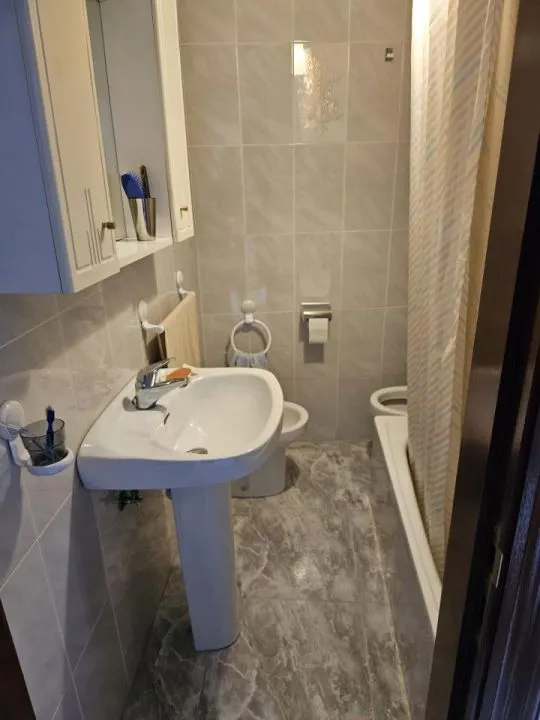 OPORTUNIDAD !!! SE VENDE CASA EN SARREAUS — 16