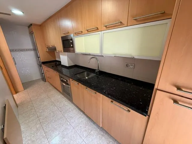 Alquiler apartamento amplio juan de borbon, 2 dormitorios, 2 baños, garaje , amueblado, luminoso — 10