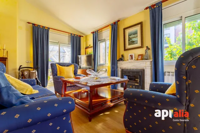 ESPECTACULAR CASA AISLADA EN VENTA EN EL CORAZÓN DE SALOU - foto 4