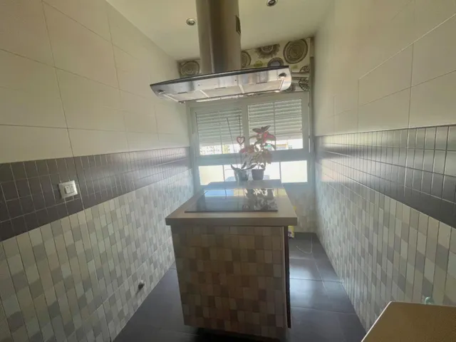 Vivienda de 4 dormitorios en zona politécnica — 18