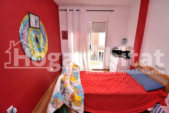 ADOSADO SEMINUEVO CON PISCINA, 2 TERRAZAS Y AMPLIO GARAJE — 27