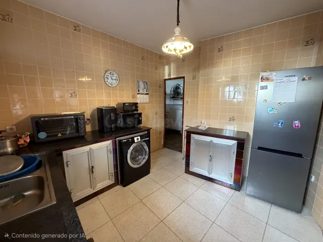 Casa en venta en Burguillos – 207 m2, amplia, luminosa y con - foto 3
