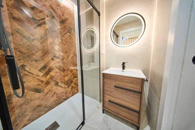Estudio en venta en Avenida de Madrid — 17