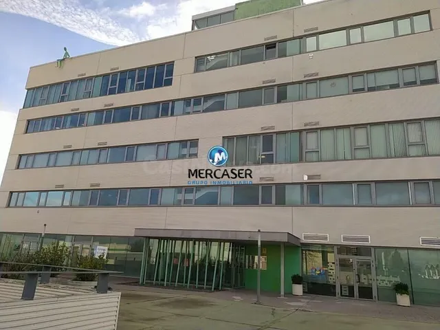 Oficinas en Av Fuentemar - Coslada - Madrid - foto 2