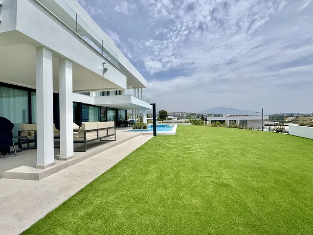 Chalet 6 habitaciones 460m² en venta - Costa Del Sol — 46
