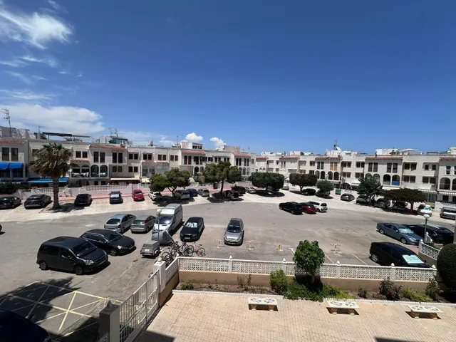 Apartamento 2 habitaciones 55m² en venta - Estacion de autobuses — 33