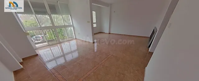 MAGNIFICA OPORTUNIDAD!!! - AMPLIO PISO OCUPADO- AYORA