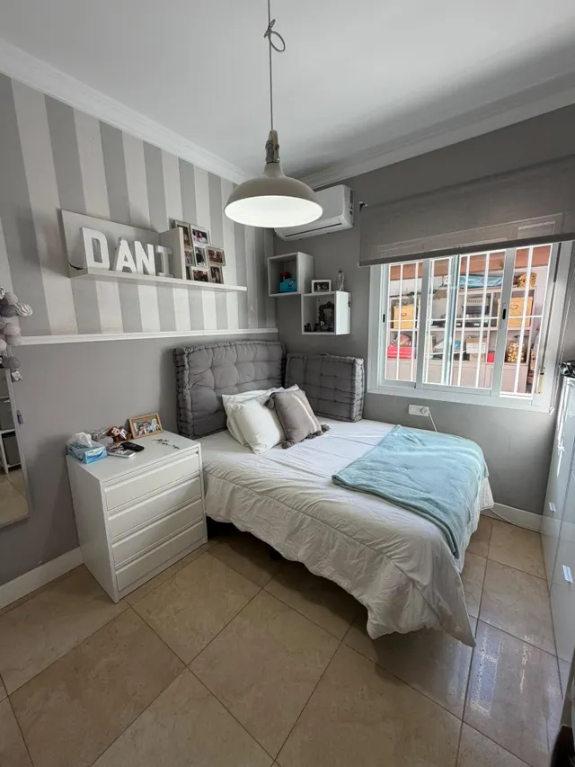 UNIFAMILIAR EN VENTA EN CALLE JUAN GRIS — 15