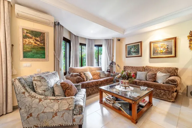 Casa 6 habitaciones 299m² en venta - Los Naranjos — 11