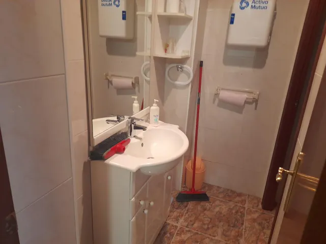 OPORTUNIDAD ESPECTACULAR LOCAL DE OFICINAS EN LA ZONA MAS CENTRICA DE MORA D´EBRE — 21