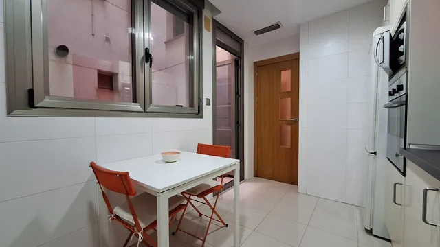 Apartamento de 1 dormitorio en la Calle Senda de Granada — 9