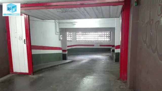 Garaje en Venta — 7